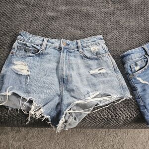 Size 7 juniors denim shorts